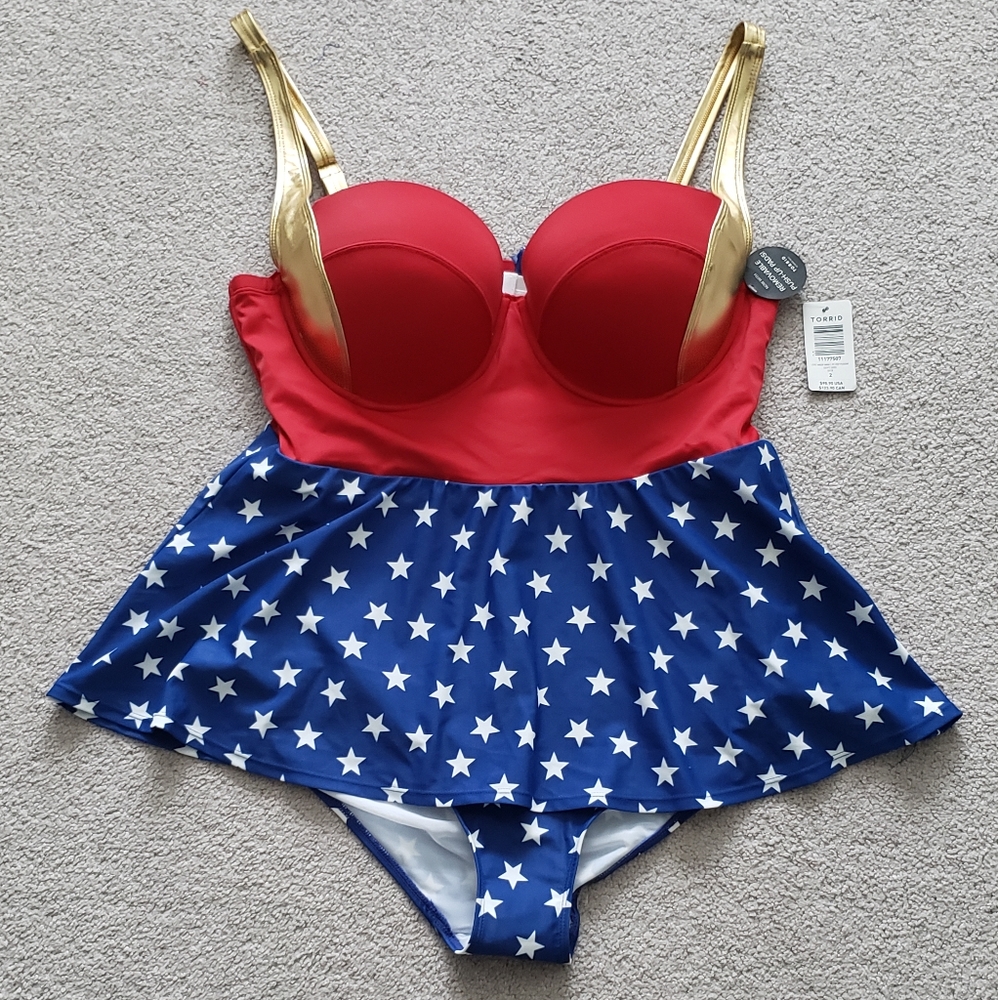 Torrid Wonder Woman Swimsuit size 2
